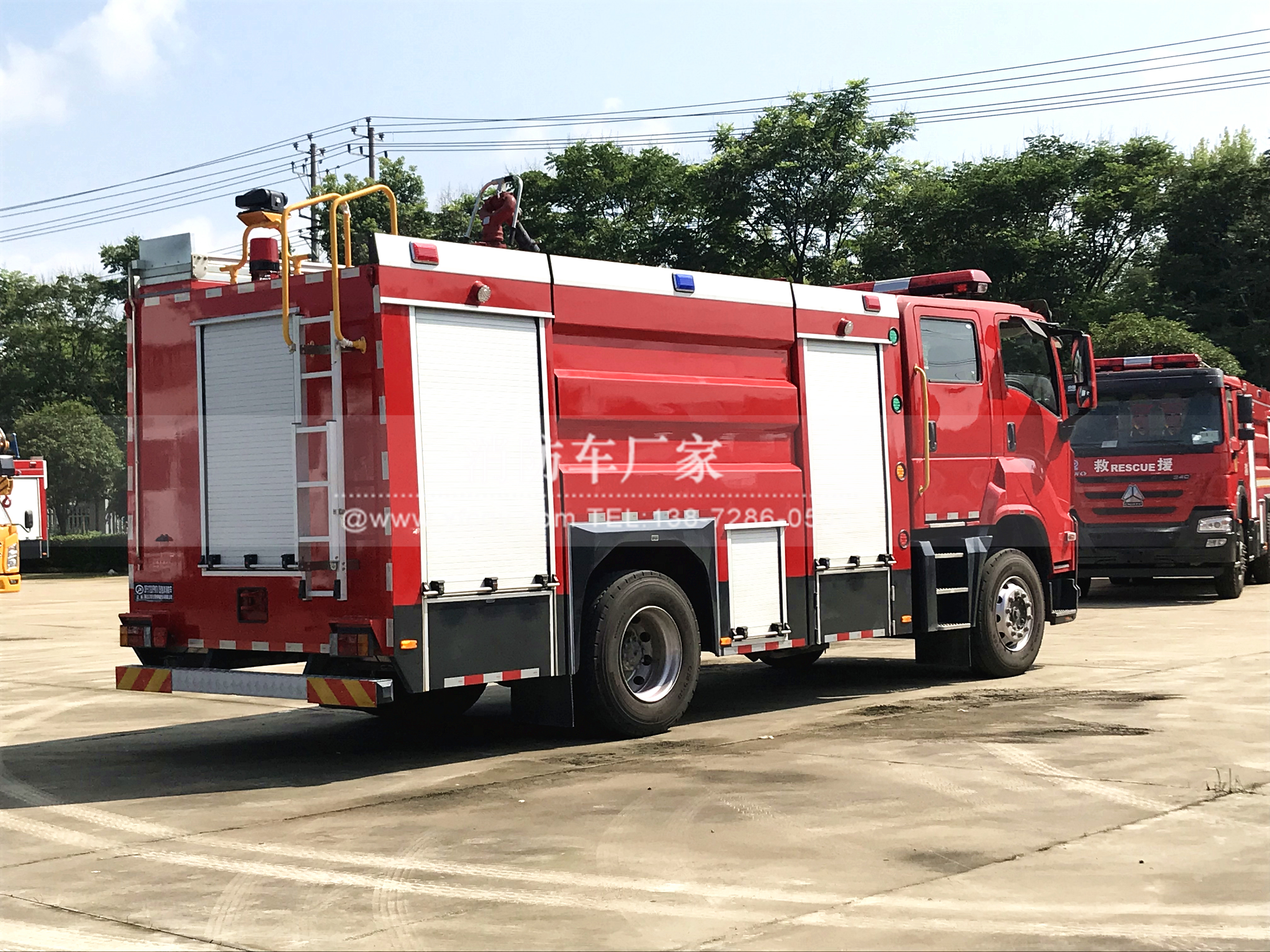 五十鈴雙排國六6.5噸企業(yè)消防車