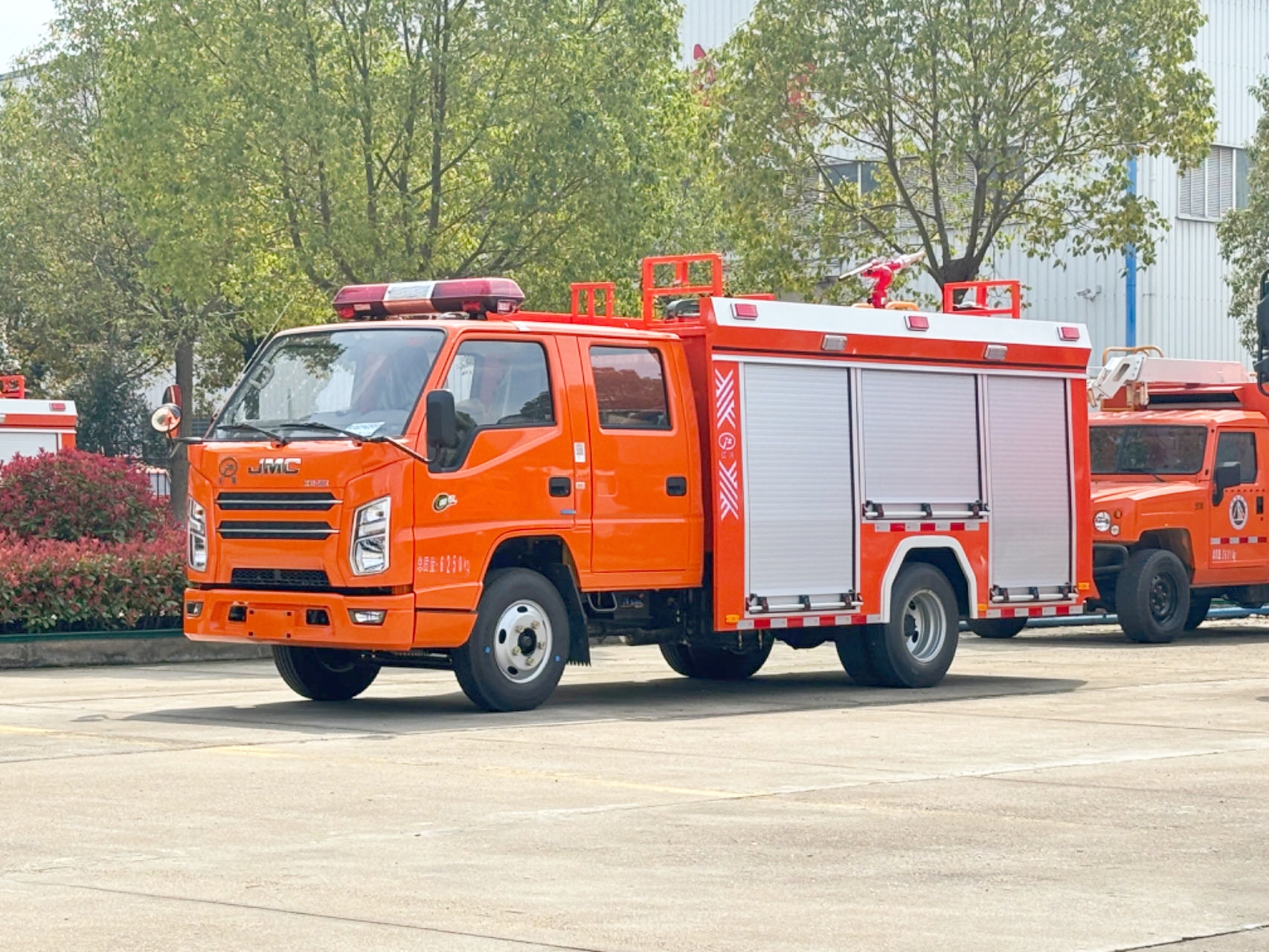 江鈴2噸遠程供排水消防車