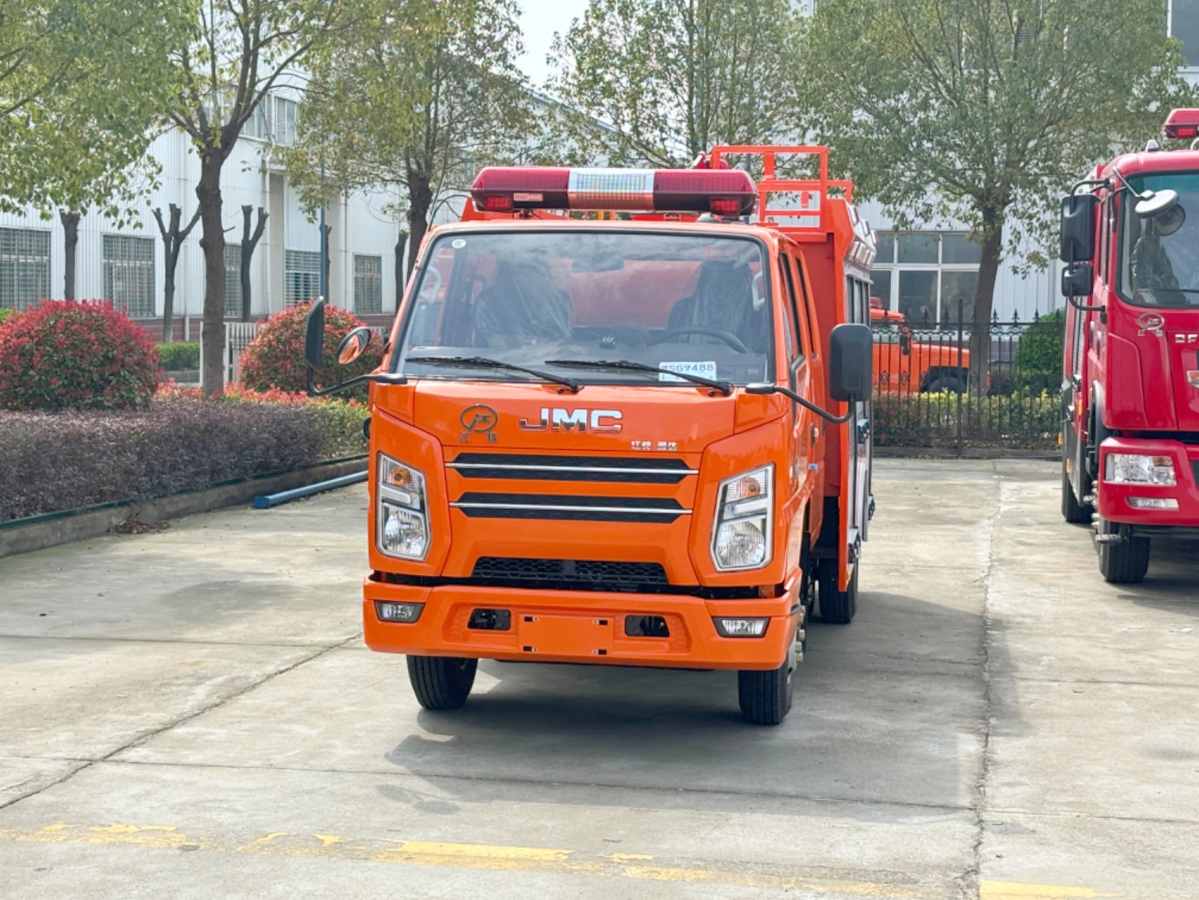 江鈴2噸遠程供排水消防車